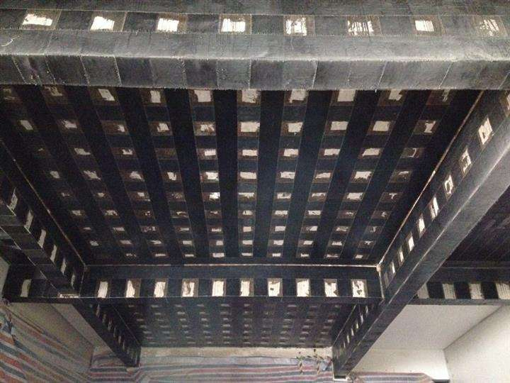 建筑老化損壞，連樓板也出現(xiàn)問題，可選擇碳纖維布進行建筑加固